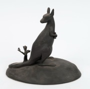 GERRY WEDD&nbsp;"Kanguru" pottery sculpture, titled on base, incised "Wedd, 2013", ​​​​​​​18cm high - 2