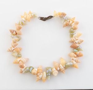 LOLA GREENO blue maireener (mariner) shell and orange kelp shell bracelet, bearing maker's label, 19cm long