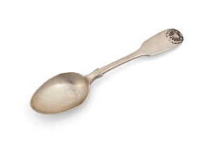 ALEXANDER DICK Colonial Australian silver spoon with shell pattern handle, circa 1830, stamped "A. DICK" with lion passant, crowned leopard's head, "E" and the monarch's head, 14cm long, 25 grams