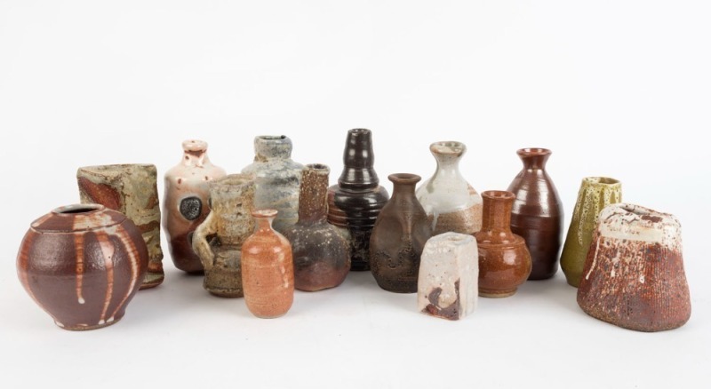 Fifteen assorted Australian pottery vases, the largest 13.5cm high