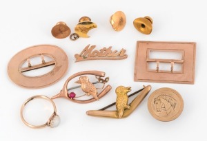 Antique Australian 9ct rose gold kookaburra brooches (one by SIMONSEN of Melbourne), 9ct gold "MOTHER" brooch, two 9ct rose gold buckles by WILLIS & SONS of Melbourne, a 15ct gold and diamond stud by DUGGIN, SHAPPERE & Co. of Melbourne, four assorted 9ct gold studs (one probably English with horsehead engraving), and a rare antique rose gold and moonstone ring by EDWARD FISCHER of Geelong, 19th and early 20th century, (11 items), 16.5 grams total