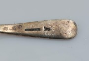 An English sterling silver ladle made by Walker & Hall, early 20th century, 35cm long, 152 grams - 2