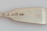 Set four sterling silver knives and forks retailed by CHANNEL ISLANDS silversmith&nbsp;JOHN LE GALLAIS of Jersey, mid 19th century, ​​​​​​​the spoons 18cm long, 382 grams total - 3