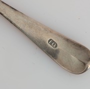 Thirteen assorted antique CHANNEL ISLANDS silver teaspoons, 19th century, ​​​​​​​the largest 14cm long, 156 grams total - 9
