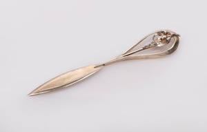 HARRIS & SON of Western Australia, silver paper knife with native floral decoration, in original branded box, stamped "GUMNUT, HARRIS & SON, STG. SIL.", 16cm long, 36 grams
