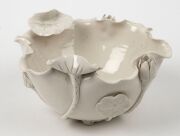 An antique Chinese blanc de chine porcelain lotus bowl with flower aid insert, Qing Dynasty, 19th century, ​​​​​​​12cm high, 20cm wide - 3