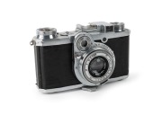 ZEISS IKON: Nettax&nbsp;538/24 rangefinder camera [#B 30387], c. 1937, with Tessar&nbsp;50mm f2.8 lens [#1873011]. One of only 3000 such cameras to be produced.