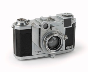 ZEISS IKON: Tenax II 580/27 rangefinder camera [#H.76356], c. 1938, with Sonnar 40mm f2 lens [#2142462].