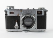 ZEISS IKON: Contax II 543/24 rangefinder camera [#G.6398], c. 1936, with Sonnar 50mm f2 lens [#1886757]. - 2