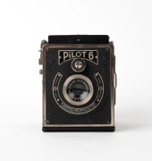 KAMERA-WERKST&Auml;TTEN: Pilot 6 SLR camera [#14576], c. 1936, with K.W. Anastigmat 75mm f6.3 lens. - 2