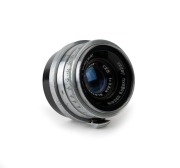 NIPPON KOGAKU: W-Nikkor&middot;C&nbsp;35mm f2.5 lens [#243903]&nbsp;with Nikon S-mount in chrome, together with rear lens cap.