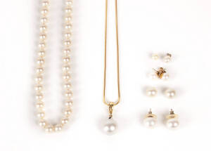 VARIOUS: Including pearl bracelet; 14ct gold and diamond bracelet; diamond "A" pendant on chain; pearl and gold necklace. Three gold necklaces. Total weight 30 grams.