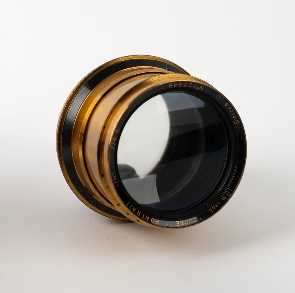 TAYLOR, TAYLOR & HOBSON: Brass series II 10½ inch f4.5 Cooke Portrait Lens  [#104848], c. 1910s.