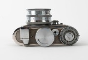 BERNING ROBOT: Robot I viewfinder camera [#21528], c. 1934, with Biotar 40mm f2 lens [#2440056].  - 4