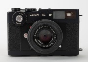 LEITZ: Leica CL rangefinder camera [#1311705], c. 1973, with Summicron-C 40mm f2 lens [#2591496]&nbsp;and rubber lens hood. - 5