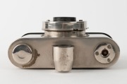 TAHBES: Synchro&nbsp;medium-format camera, c. 1948, with polished metal body,&nbsp;meniscus lens, and unusual Albada finder. - 4