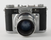 FUTURA: Futura-S rangefinder camera, c. 1952, with Tele-Futar 75mm f3.8 lens [#T3005] and Synchro-Compur shutter. - 2