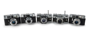 VOIGTLÄNDER: Five c. 1960s 35mm cameras - one Vitessa L with Ultron 50mm f2 lens [#4158111], one Vitessa T with Color-Skopar 50mm f2.8 [#4287818], one Vito Automatic R with Lanthar 50mm f2.8 lens [#6185611], one Vito CL with Lanthar 50mm f2.8 lens [#54105