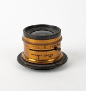 ROSS LONDON: Zeiss Convertible Anastigmat brass lens [#5488], c. 1890s, with lens diameter of approx. 35mm and total height of 50mm. Variable aperture mechanism in superb condition. - 2