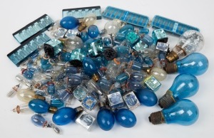 VARIOUS MANUFACTURERS: Bulk lot of approximately one hundred and eighty flash bulbs of varying size, type, and manufacturer. (180 items)