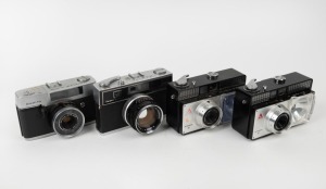 MAMIYA: Four c. early 1960s rangefinder cameras - one Automatic 35 EEF [#1514557] with Tower Kominar 45mm f3.8 lens, one Automatic 3f EEF [#1514557] with Kominar 45mm f3.8 lens, one EE Merit [#1630439] with Kominar 40mm f2.8 lens, and one Super Deluxe [#1