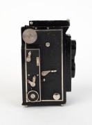 FOTH: Foth-Flex II TLR camera, c. 1934, with Foth Anastigmat 75mm f3.5 lens, together with metal lens cap. - 2