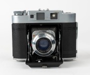 AIRES: Circa 1957 Viceroy rangefinder camera [#670979], with Coral 75mm f3.5 lens [#670848] and Seikosha-MX shutter. - 2