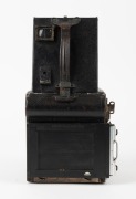 GRAFLEX: 2&frac12;x3&frac14;"&nbsp;Auto Graflex&nbsp;Junior plate camera [#112160], c. 1919, with Tessar 1c lens [#3156471]. - 3