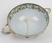 "UNION CLUB" of Hobart porcelain lidded tureen and saucer by Minton & Boyle, circa 1840, the saucer 22cm wide - 8