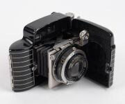 KODAK: Circa 1936 Bantam Special 828 film camera [#10294], with Ektar 45mm f2 lens and Compur-Rapid shutter. Much admired for its black and silver Art Deco&nbsp;styling. - 3