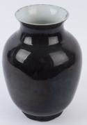 A Chinese porcelain vase with black glazed exterior, Qing Dynasty, 19th century, ​made in two sections, 29cm high - 4