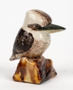 GRACE SECCOMBE pottery statue of a kookaburra on a log, incised "G. S. Aust.", 8.5cm high - 4