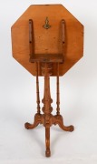 SUEFFERT fine antique New Zealand tilt-top wine table, 19th century, 74cm high, 57cm wide, 57cm deep - 5