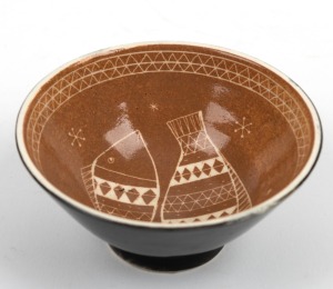 DAVID & HERMIA BOYD pottery bowl with sgraffito fish decoration to the interior, incised "David + Hermia Boyd, 1955", ​​​​​​​5cm high, 10.5cm diameter