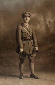 WILLIAM "Rusty" RUTHVEN, VC (1893 - 1970), Large format original photograph by The Allen Studio, Collingwood, with plaque affixed to lower mount, "LIEUT. Wm RUTHVEN 22nd Batt. 6th Brigade, V.C. - Presented to the Collingwood Branch, R.S. & S.I.L.A. by Cr 