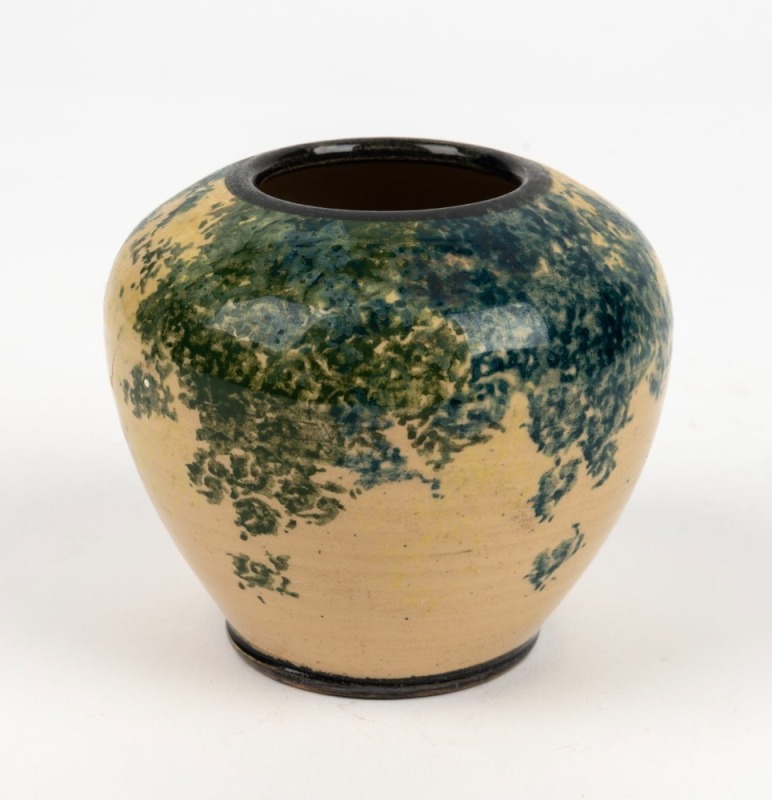 P.P.P. (PREMIER POTTERY PRESTON) vase with green sponge ware decoration, circular mark to base, 8.5cm high