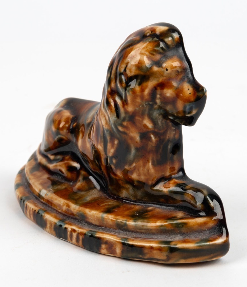 BENDIGO pottery lion bookend, 19th century, 9cm high, 13.5cm wide