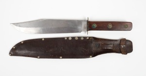 BOWIE KNIFE, fine vintage example in leather scabbard, blade stamped "SOLINGEN GERMANY", 20th century, ​​​​​​​39cm long