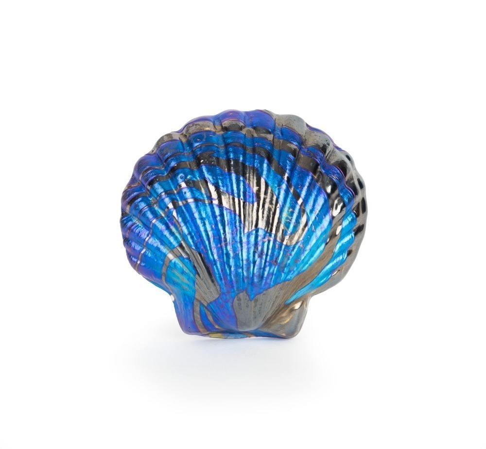 COLIN HEANEY Australian iridescent art glass vase scallop shell
