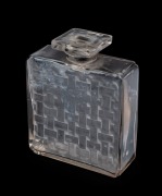 LALIQUE "HELIOTROPE" French glass perfume bottle, designed for HOUBIGANT in 1919, impressed "LALIQUE", 8cm high - 2