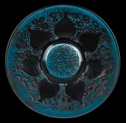 LALIQUE "The Vase" pattern French glass plate with blue stained finish stamped "R. LALIQUE", 17.5cm diameter - 2