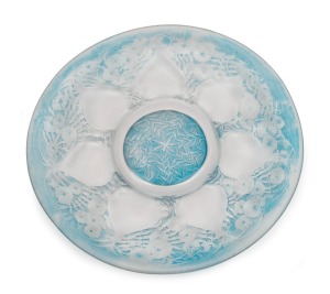 LALIQUE "The Vase" pattern French glass plate with blue stained finish stamped "R. LALIQUE", 17.5cm diameter