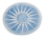 LALIQUE "Epis" pattern French glass plate with blue stained finish, stamped "R. LALIQUE, VdA", 20cm diameter