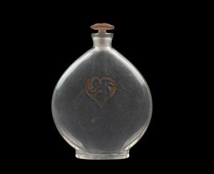 LALIQUE"ARYS L'AMOUR DANS LE COEUR" vintage French Art Deco glass perfume bottle with original brown staining, circa 1920, stamped "R. LALIQUE, ARYS", 10cm high