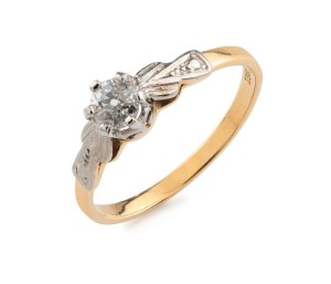 A vintage 18ct yellow gold ring, set with a 0.45ct white diamond mounted in white gold, early to mid 20th century, stamped "18ct", size T, 2.9 grams