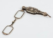 Antique French 18ct gold lorgnette, 19th century, stamped "18", 9cm long when closed, 24 grams total weight including glass - 2
