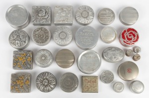 Twenty Eight assorted vintage French cosmetic boxes, mostly pressed metal, early to mid 20th century, the largest 9cm wide