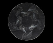 LALIQUE French glass plate with wheat motif, engraved "Lalique, France", 17cm diameter