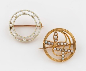 Two antique 15ct yellow gold circular brooches adorned with seed pearls, one with enamel highlights, circa 1900, each approximately 2.3cm diameter, 8.1 grams total