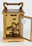 An antique French carriage clock with enamel dial and Roman numerals, 19th/20th century, 15cm high overall - 3